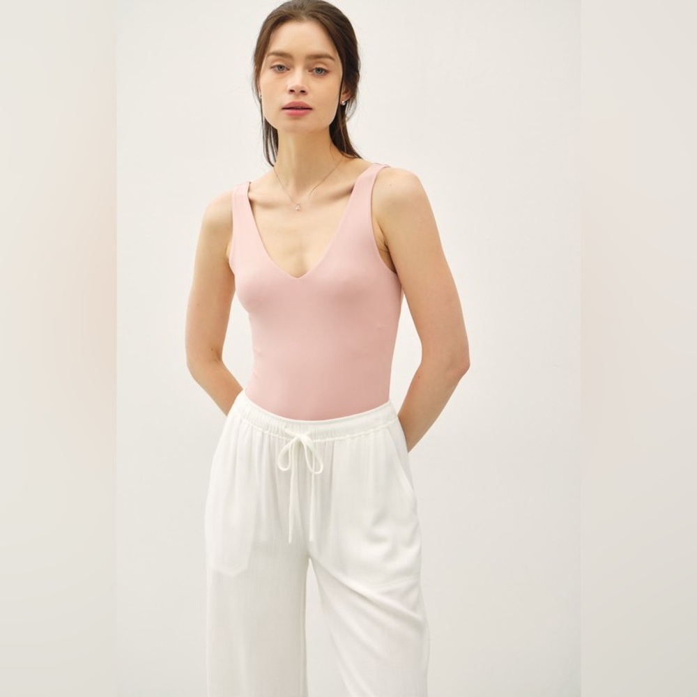 319B-ROSE. V-Neck Double Layer Bodysuit